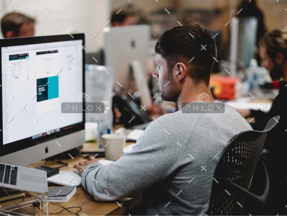 demo-attachment-168-studio-republic-644339-unsplash